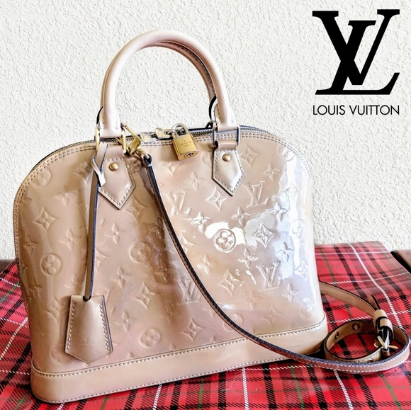 Louis Vuitton Handbags - 🆒Louis Vuitton Alma Monogram Vernis PM Bag